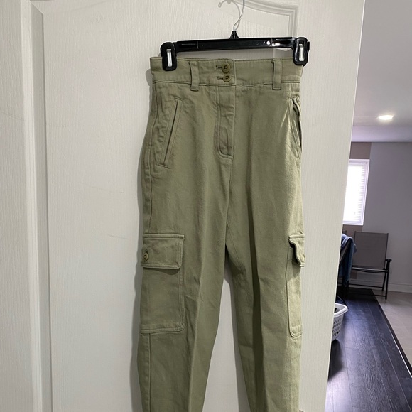 ARITZIA CARGO PANTS - Picture 2 of 11
